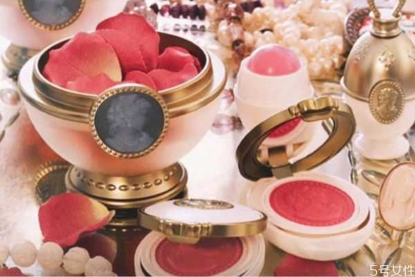 怎么测试化妆品过不过敏？化妆品过敏多久自愈