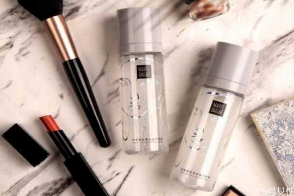 玛丽黛佳定妆喷雾好用吗?玛丽黛佳定妆喷雾怎么用 玛丽黛佳定妆喷雾好用吗?玛丽黛佳定妆喷雾怎么用