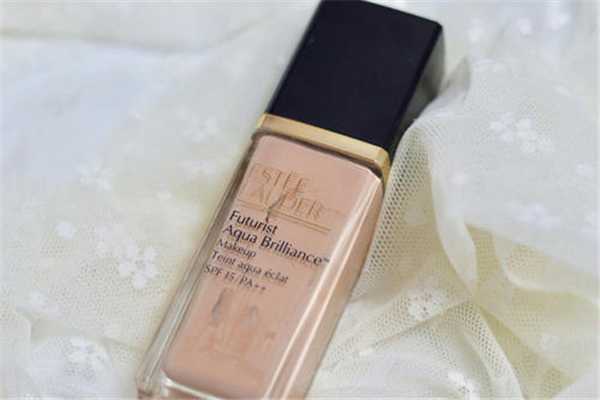 雅诗兰黛沁水粉底液遮瑕效果怎么样?怎么用? 雅诗兰黛沁水粉底液遮瑕效果怎么样?怎么用?