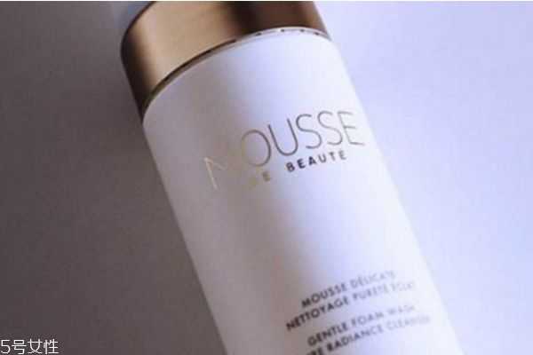 娇兰美肌洁面乳怎么用