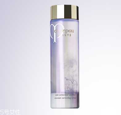 夏天混油皮护肤攻略 这些你都不能错过