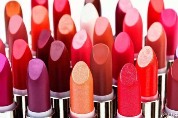 口红放后备箱里会化吗?口红放久了会融化掉吗 口红放后备箱里会化吗?口红放久了会融化掉吗
