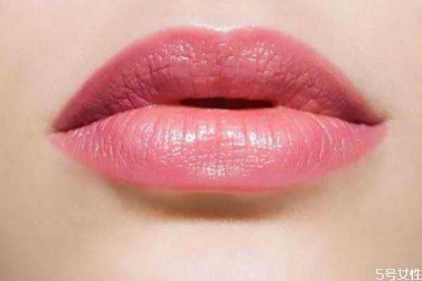 口红太油了怎么办 口红太油了怎么办