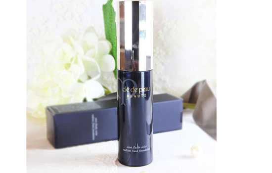 得鲜和美宝莲遮瑕哪个好 the saem遮瑕液和美宝莲橡皮擦区别对比