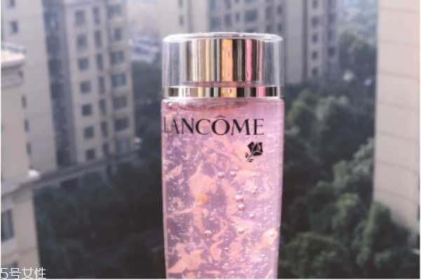 兰蔻玫瑰花瓣水好用吗