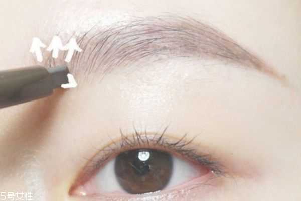 最简单的一字眉画法 最简单的一字眉画法