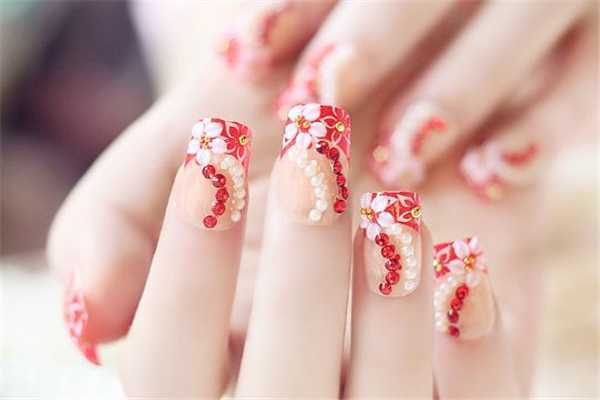 贴甲片会让甲床变长吗 贴甲片会让甲床变长吗