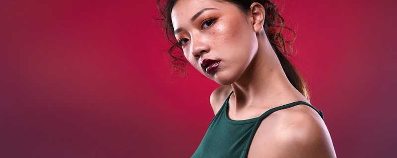 橘色眼影配什么口红 橘色眼影配什么口红