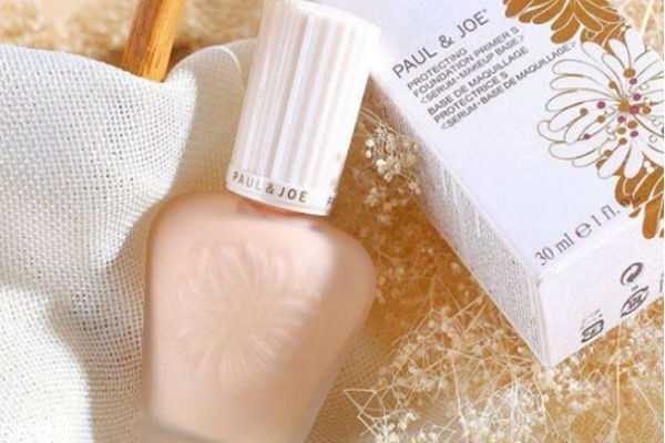 搪瓷隔离和罗拉妆前乳哪个好?妆前乳和隔离霜的区别 搪瓷隔离和罗拉妆前乳哪个好?妆前乳和隔离霜的区别