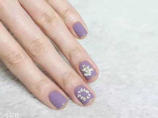 干花美甲有哪些？干花美甲图片大全