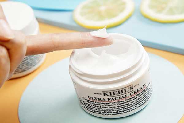 面霜是锁水的吗?面霜是什么时候用的 面霜是锁水的吗?面霜是什么时候用的