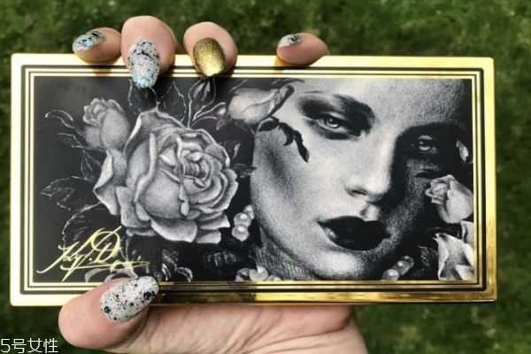 细闪眼影盘有哪些？好看的细闪眼影