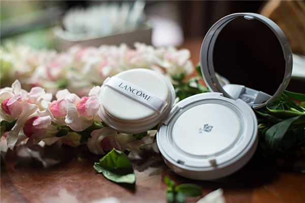 气垫cc霜适合什么皮肤的人使用