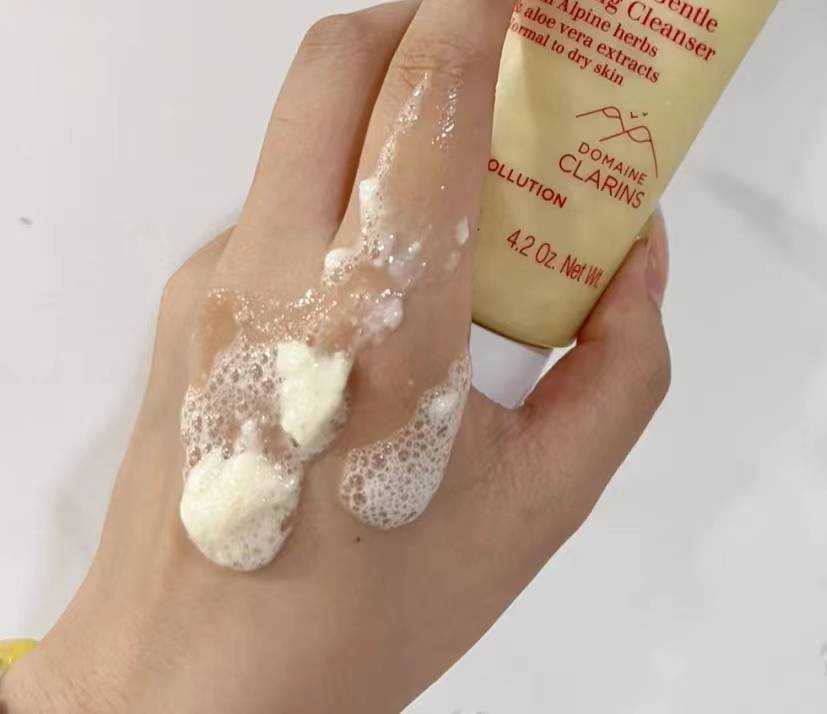 洗面奶哪个牌子好用？