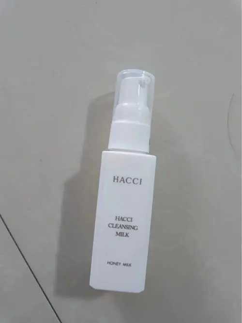 如何根据妆容的浓淡选择适合的卸妆乳 如何根据妆容的浓淡选择适合的卸妆乳