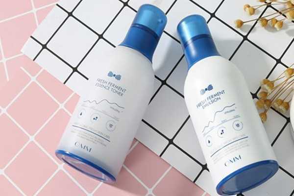 敷面膜之前要用爽肤水吗 敷面膜之前要用爽肤水吗