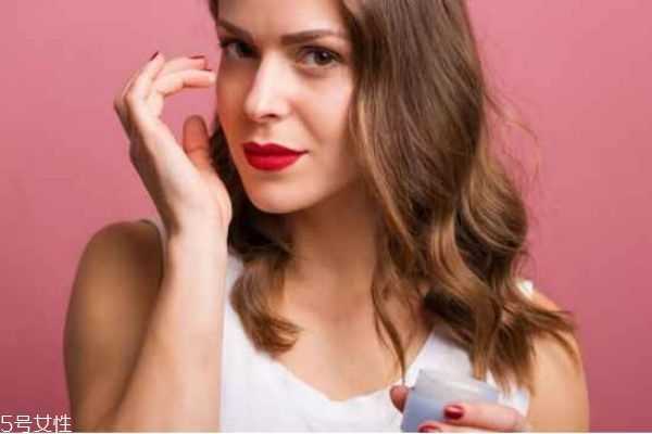 脂肪粒怎么形成的