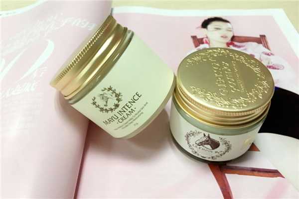 马油会让皮肤变黑吗？马油对头发有什么特殊作用