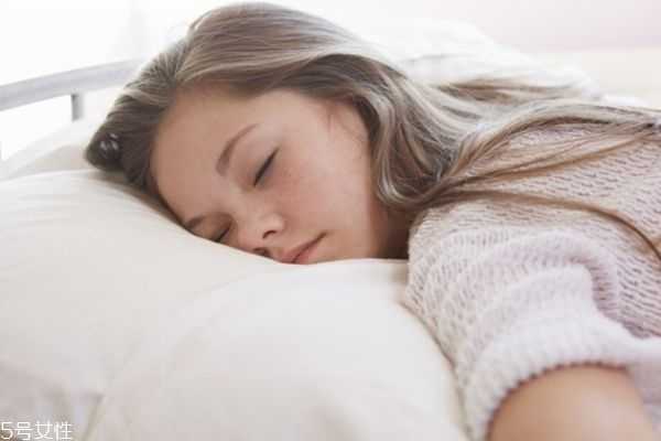 天然去黑头的方法