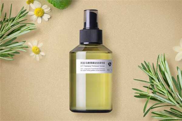 纯露用完要洗脸吗？