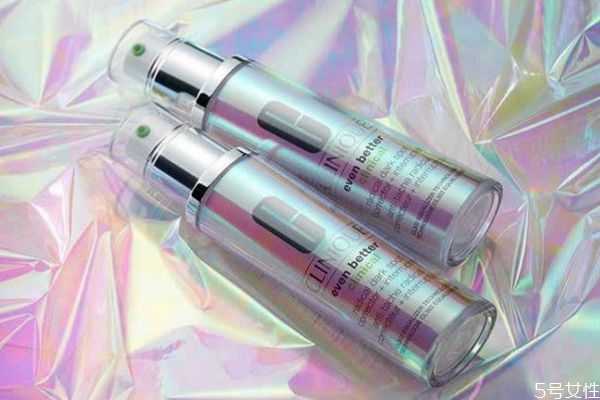 倩碧302美白镭射瓶和彩星精华哪个好？倩碧302美白效果