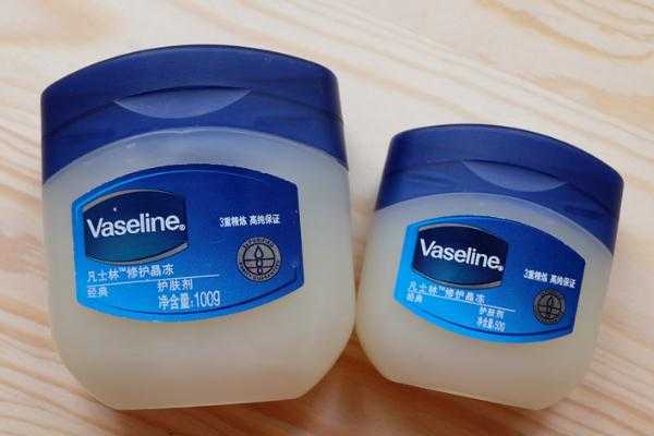 凡士林修护晶冻可以涂嘴唇吗