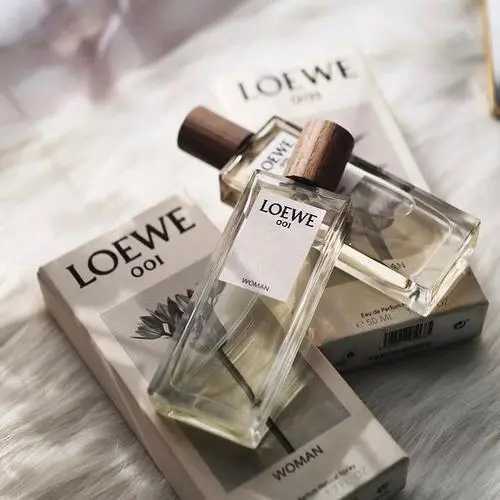 LOEWE香水为什么叫事后清晨 LOEWE香水为什么叫事后清晨