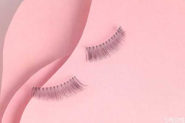 假睫毛怎么区分眼头眼尾?不同眼型适合的假睫毛 假睫毛怎么区分眼头眼尾?不同眼型适合的假睫毛