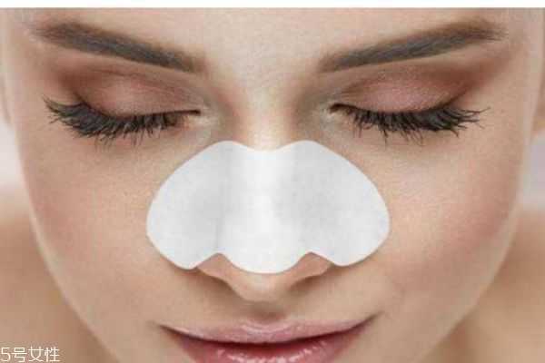 黑头导出液怎么用