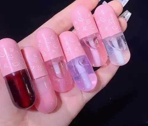 唇彩有润唇的功效吗 唇彩有润唇的功效吗