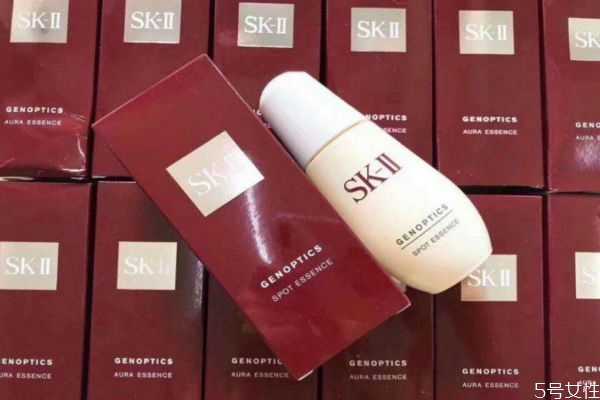 sk2小灯泡有哪些功效?sk2小灯泡可以白天用吗 sk2小灯泡有哪些功效?sk2小灯泡可以白天用吗