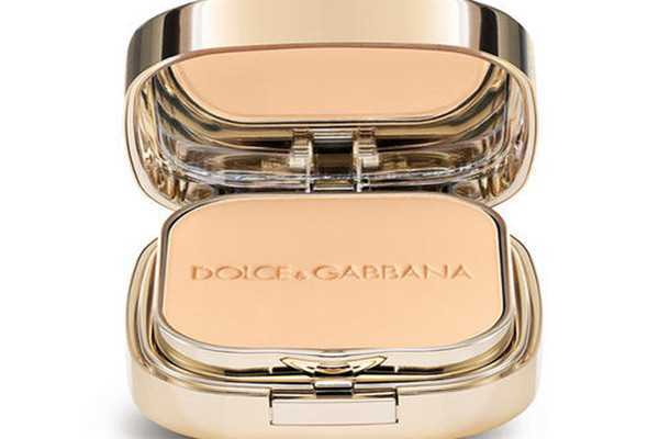 dg无暇透亮粉底霜粉质如何?dg无暇透亮粉底霜好用吗 dg无暇透亮粉底霜粉质如何?dg无暇透亮粉底霜好用吗