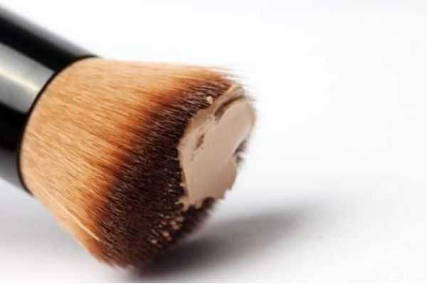 粉底刷好用吗？使用粉底刷的好处