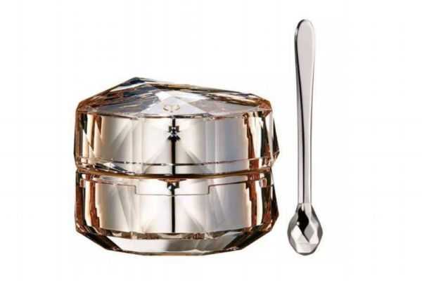 怎样判断眼霜是否变质？眼霜干了怎么解决