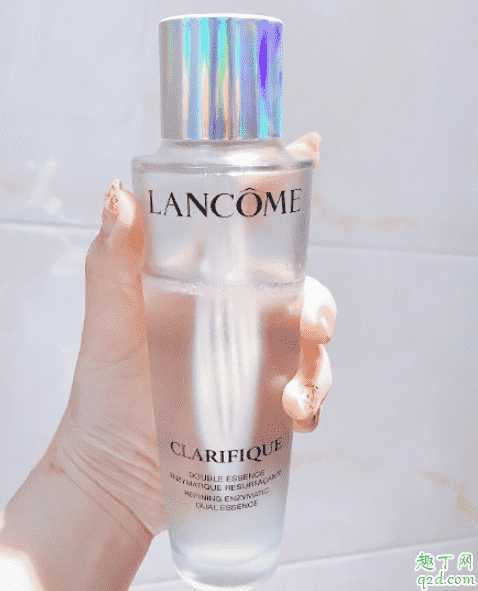 兰蔻极光水敏感肌可以用吗?兰蔻极光水适合什么皮肤及年龄 兰蔻极光水敏感肌可以用吗?兰蔻极光水适合什么皮肤及年龄