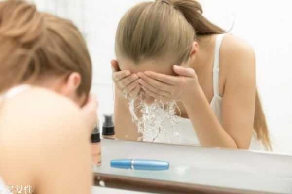 擦了乳液还能敷面膜吗 擦了乳液还能敷面膜吗