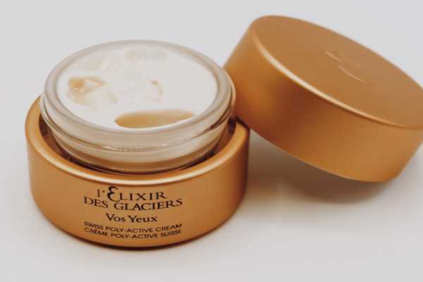 眼霜能和眼膜一起用吗?眼霜和眼膜哪个效果好 眼霜能和眼膜一起用吗?眼霜和眼膜哪个效果好