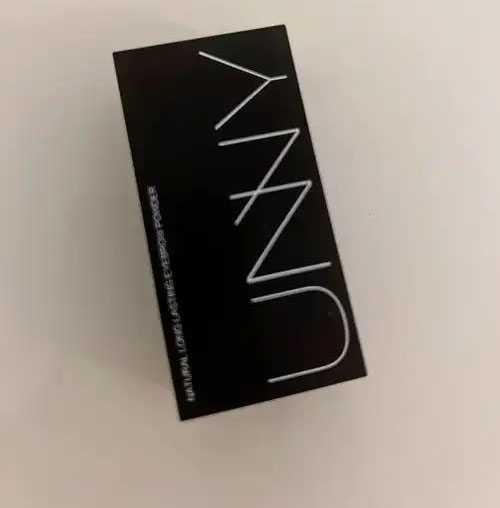 眉粉能涂在脸上吗