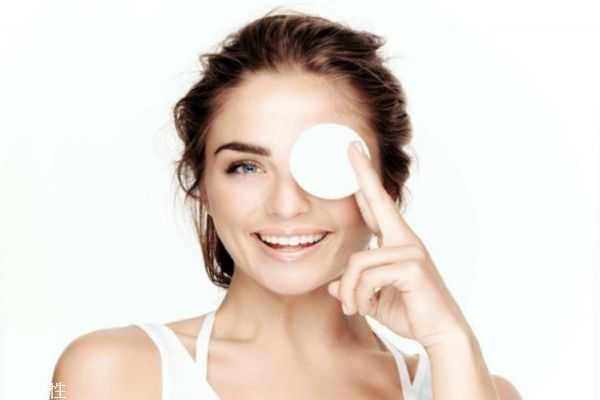 肽酸梅和玻尿酸的差别