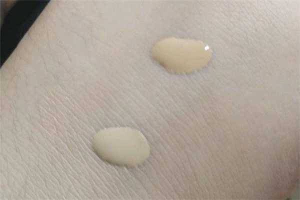 花西子粉底液好用吗？花西子粉底液测评