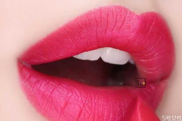 一支口红正常使用可以用多久