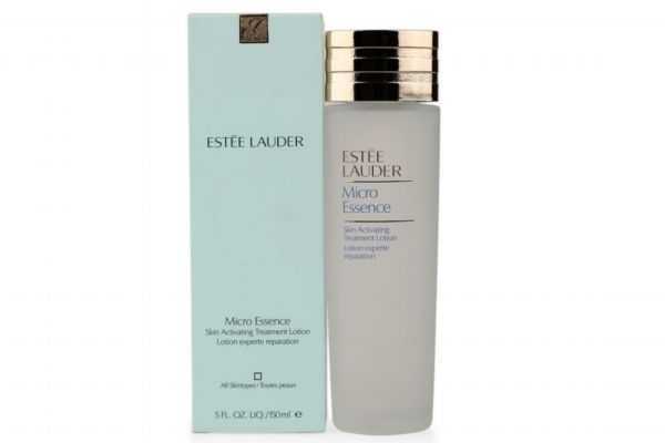 化妆水过敏是什么反应？脸过敏了还能用化妆水吗