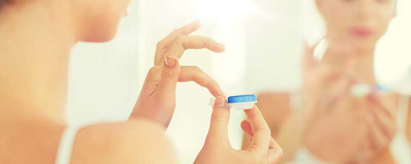 美瞳正反面怎么区分 美瞳正反面怎么区分