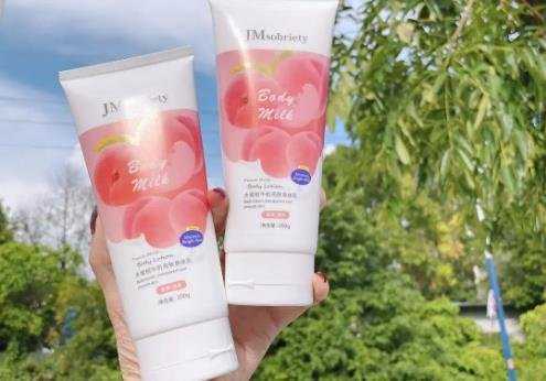 日本水蜜桃身体乳真的美白吗 日本水蜜桃身体乳真的美白吗