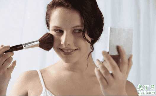 干皮上妆前用抹妆前乳吗?干皮如何画出清润底妆 干皮上妆前用抹妆前乳吗?干皮如何画出清润底妆