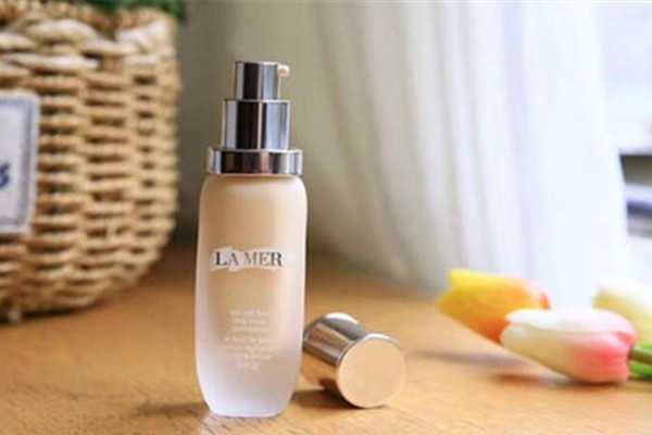 海蓝之谜粉底液遮瑕好吗?海蓝之谜粉底液细腻吗 海蓝之谜粉底液遮瑕好吗?海蓝之谜粉底液细腻吗