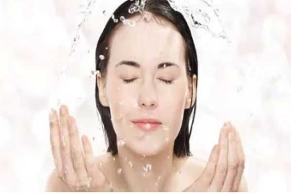 自然哲理洗面奶好用吗