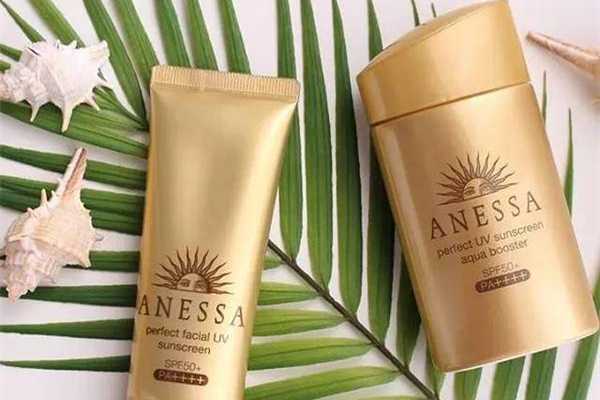 涂完防晒霜为什么黏黏的?防晒涂完之后有效时间 涂完防晒霜为什么黏黏的?防晒涂完之后有效时间