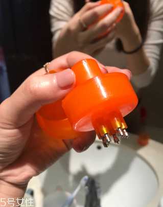 霸王育发液和头发营养液一样吗