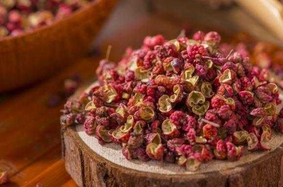 花椒泡脚的正确方法 花椒泡脚的正确方法